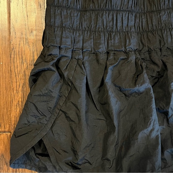 Free People FP Movement Black Women's Athletic Shorts Size Large - Picture 3 of 10